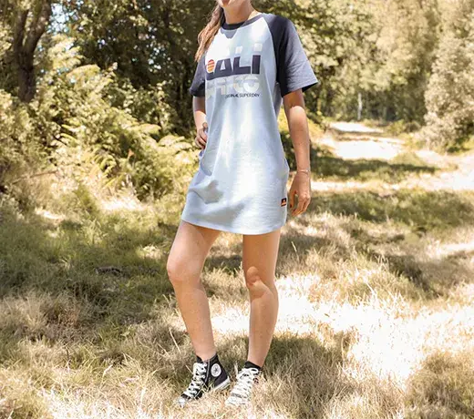 T-shirt dress with Converse trainers
