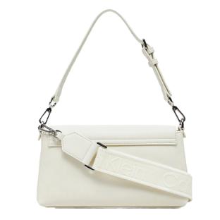 Calvin Klein Jeans Must Women's Shoulder Bag White Photo of the Espace des Marques %store% store - view of %key%