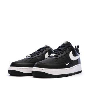 Baskets Noires/Blanches Femme Nike Air Force 1 '07 vue 0