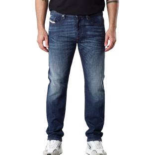 Dunkelblaue, verwaschene Jeans für Herren von Diesel, Modell Buster, Artikelnummer A00893 Ansicht 0