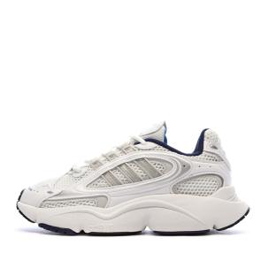 Baskets Blanches/Grises Femme Adidas Ozmillen vue 0