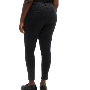 Schmale schwarze Jeans für Damen von Vero Moda, Modell Sofila Ansicht 0
