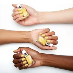 Essie Gel Couture Nagellack 560 Rev it up Ansicht 0