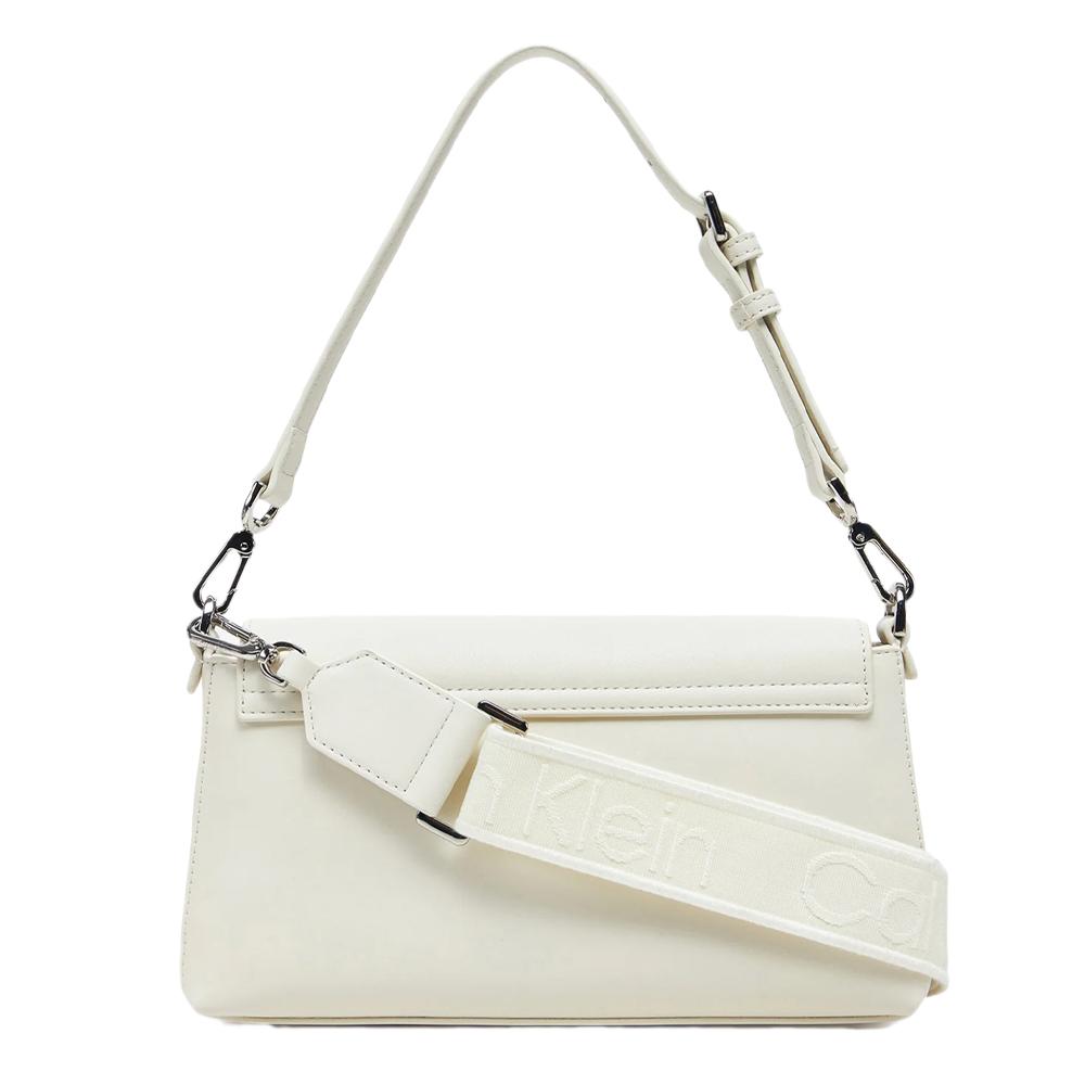 Calvin Klein Jeans Must Women's Shoulder Bag White Photo of the Espace des Marques %store% store - view of %key%