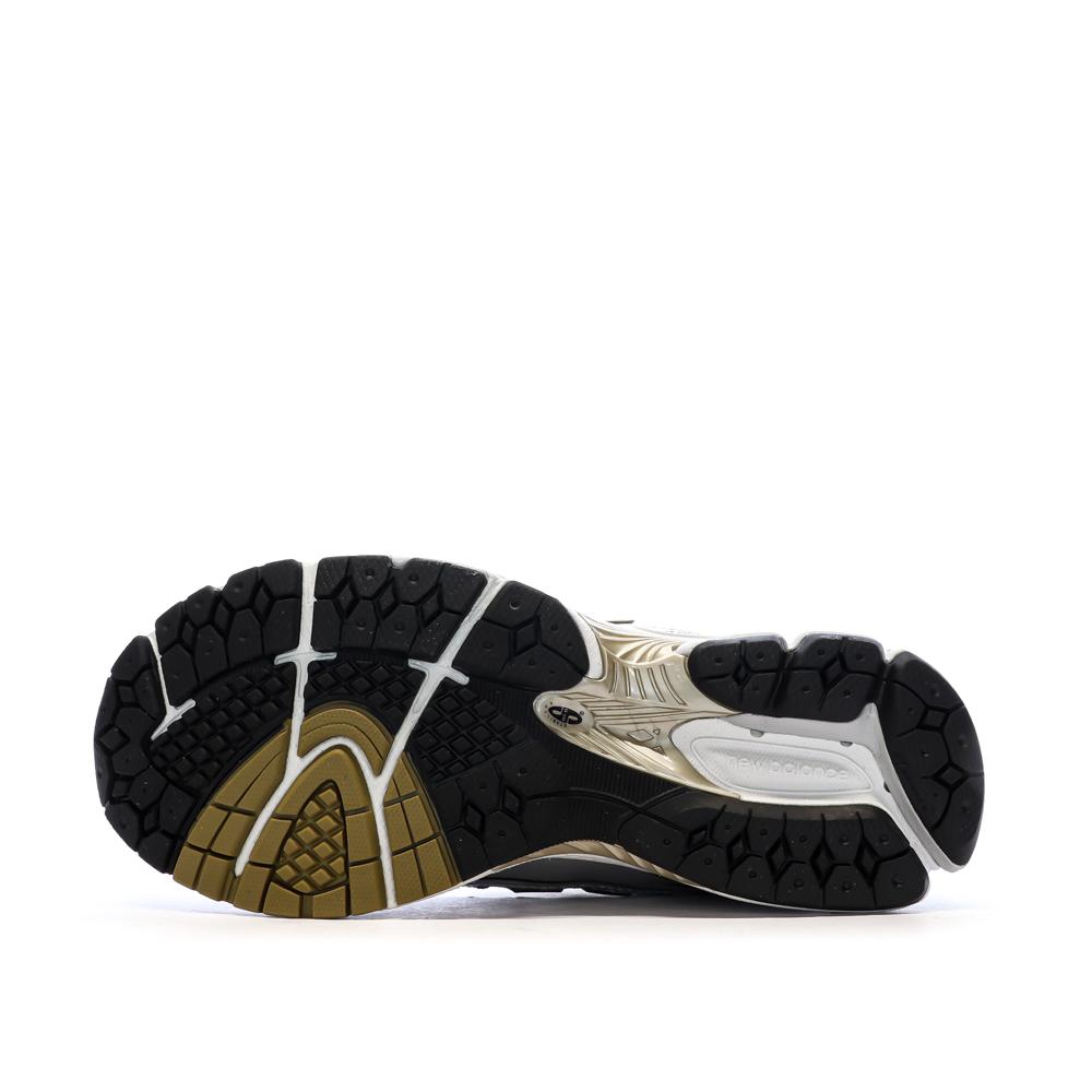 New Balance 1906 Mixed White/Black/Gold Sneakers Photo of the Espace des Marques %store% store - view of %key%