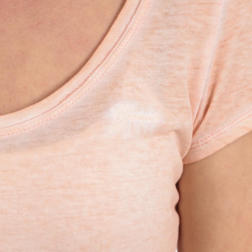 Guess Script Women's Pink T-Shirt Photo of the Espace des Marques %store% store - view of %key%