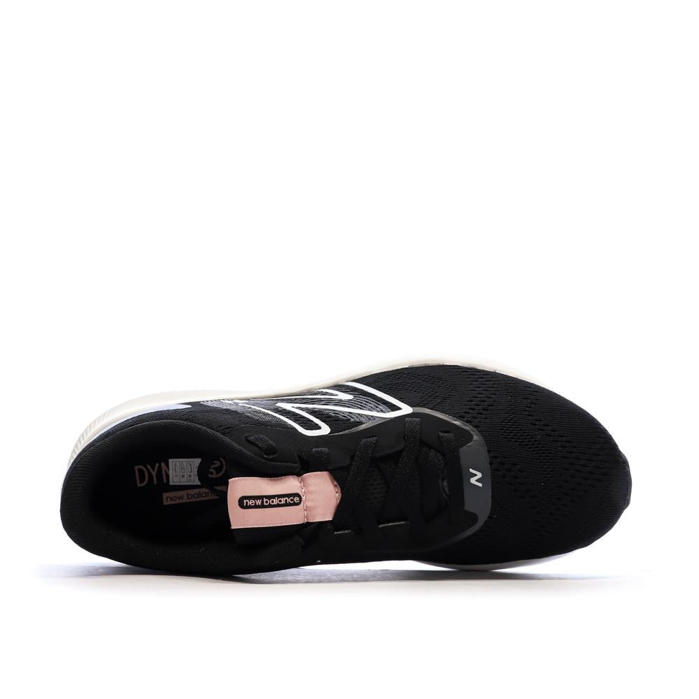 Schwarzer Runningschuh Women's New Balance Pro Run Ansicht 4