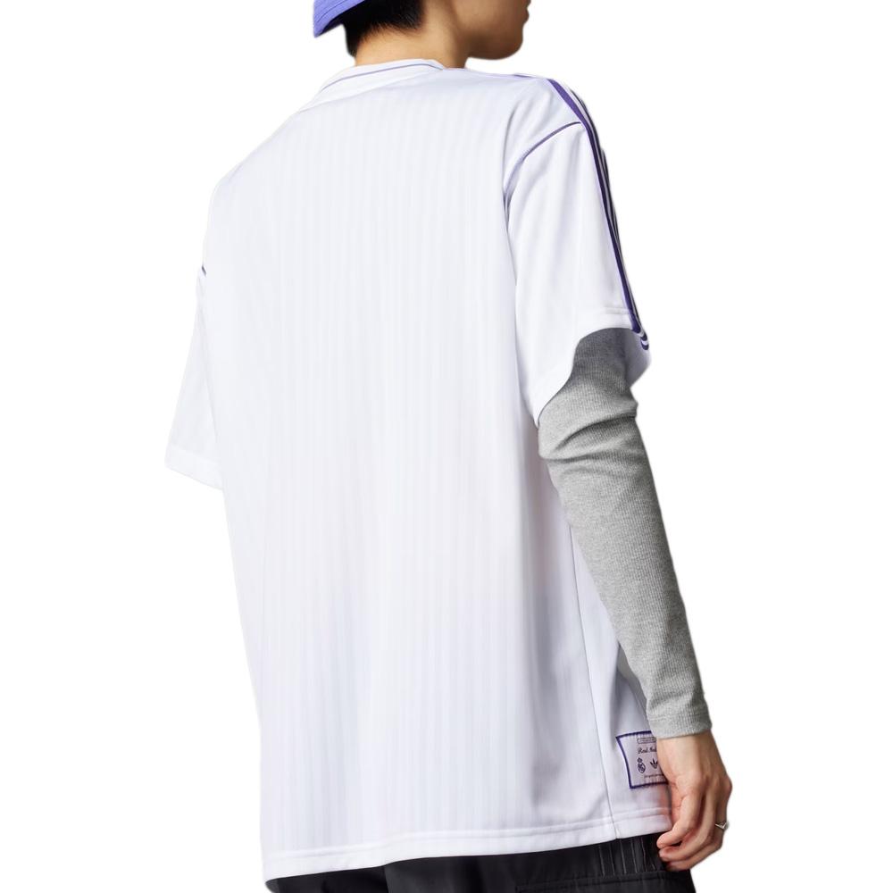 Real Madrid Lifestyle Jersey White/Purple Men's Adidas Icon Photo of the Espace des Marques %store% store - view of %key%