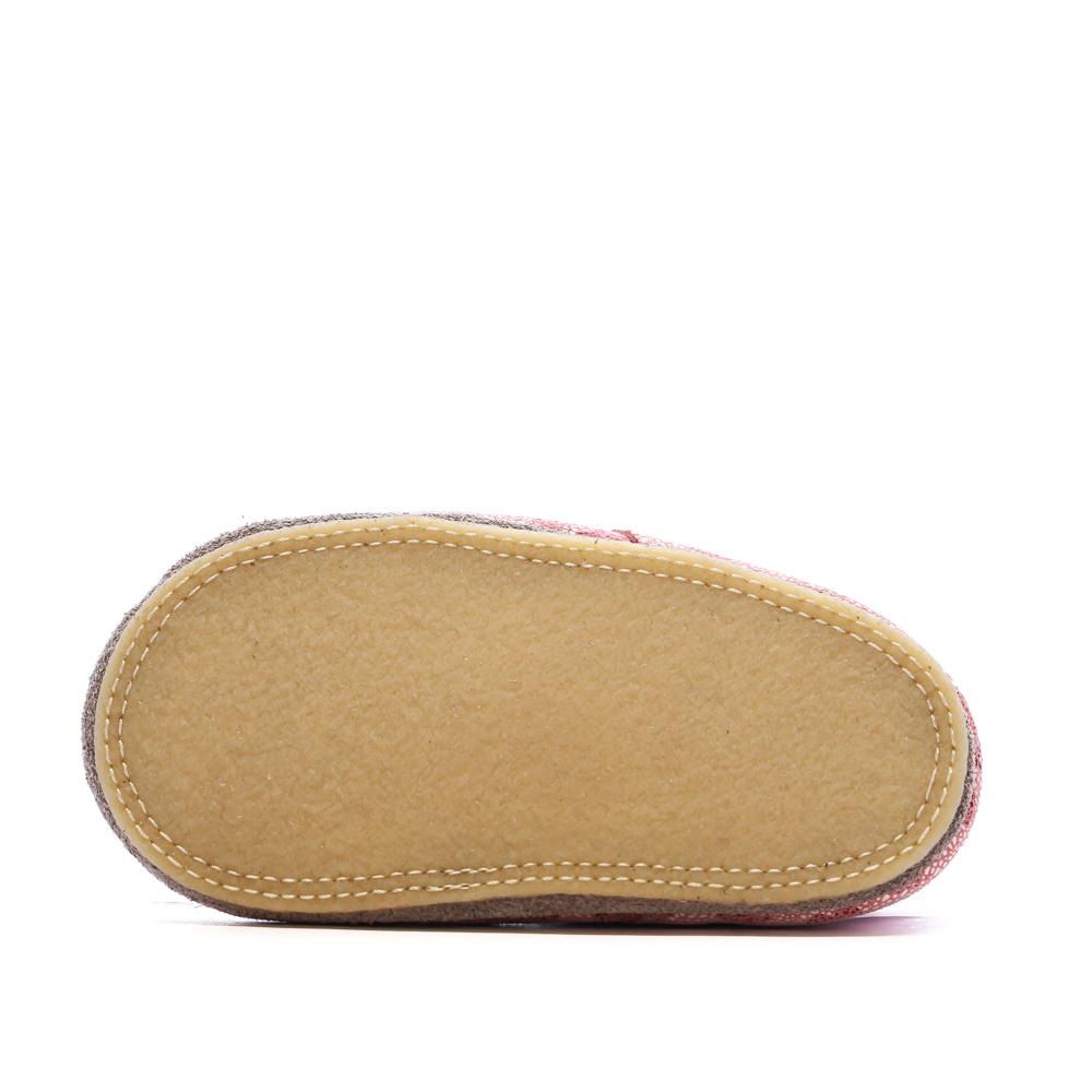 Girl's pink slippers Aster Layas Photo of the Espace des Marques %store% store - view of %key%