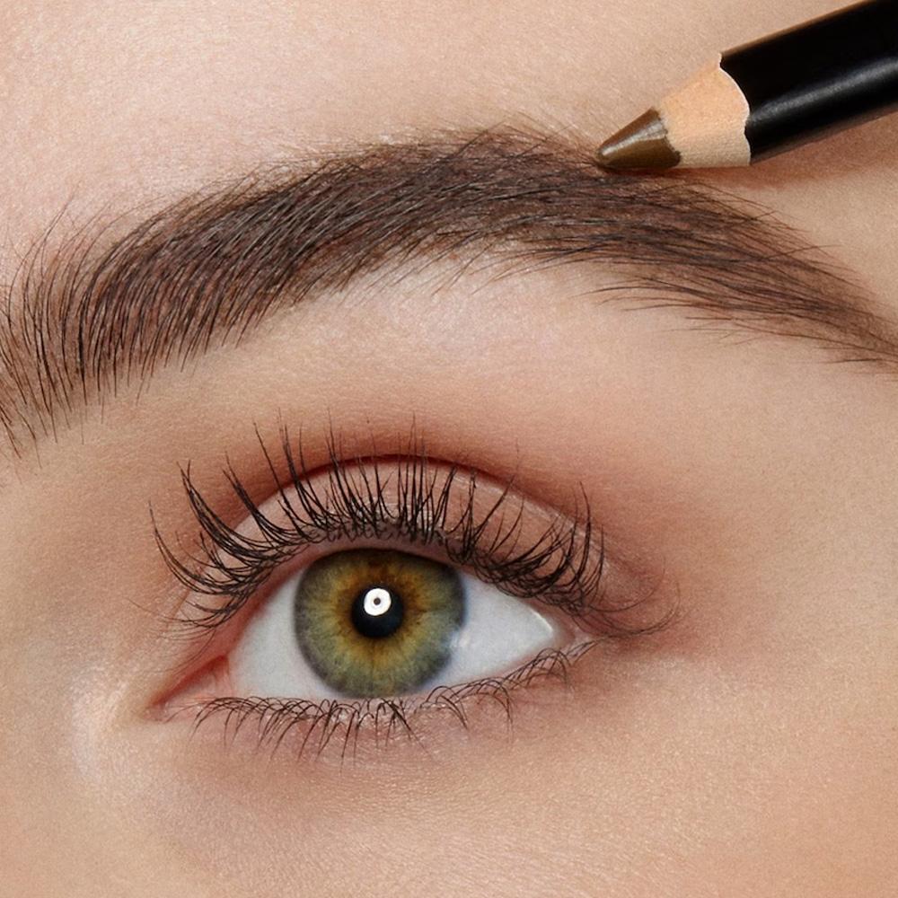 L’Oréal Paris Infaillible Brows 12H Brow Definer 7.0 eyebrow pencil Photo of the Espace des Marques %store% store - view of %key%