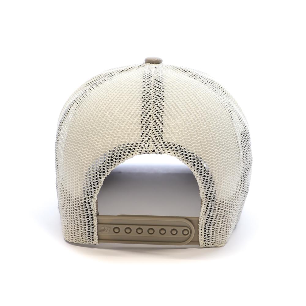 Gorra beige para hombre New Balance Core 47 Trucker ver 3