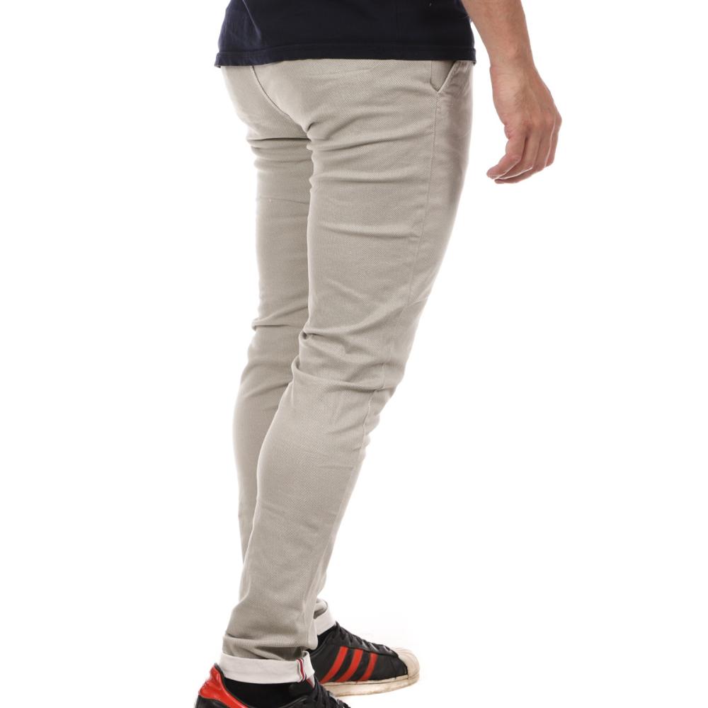 Off-White Men's Chino La Maison Blaggio Tamar Photo of the Espace des Marques %store% store - view of %key%
