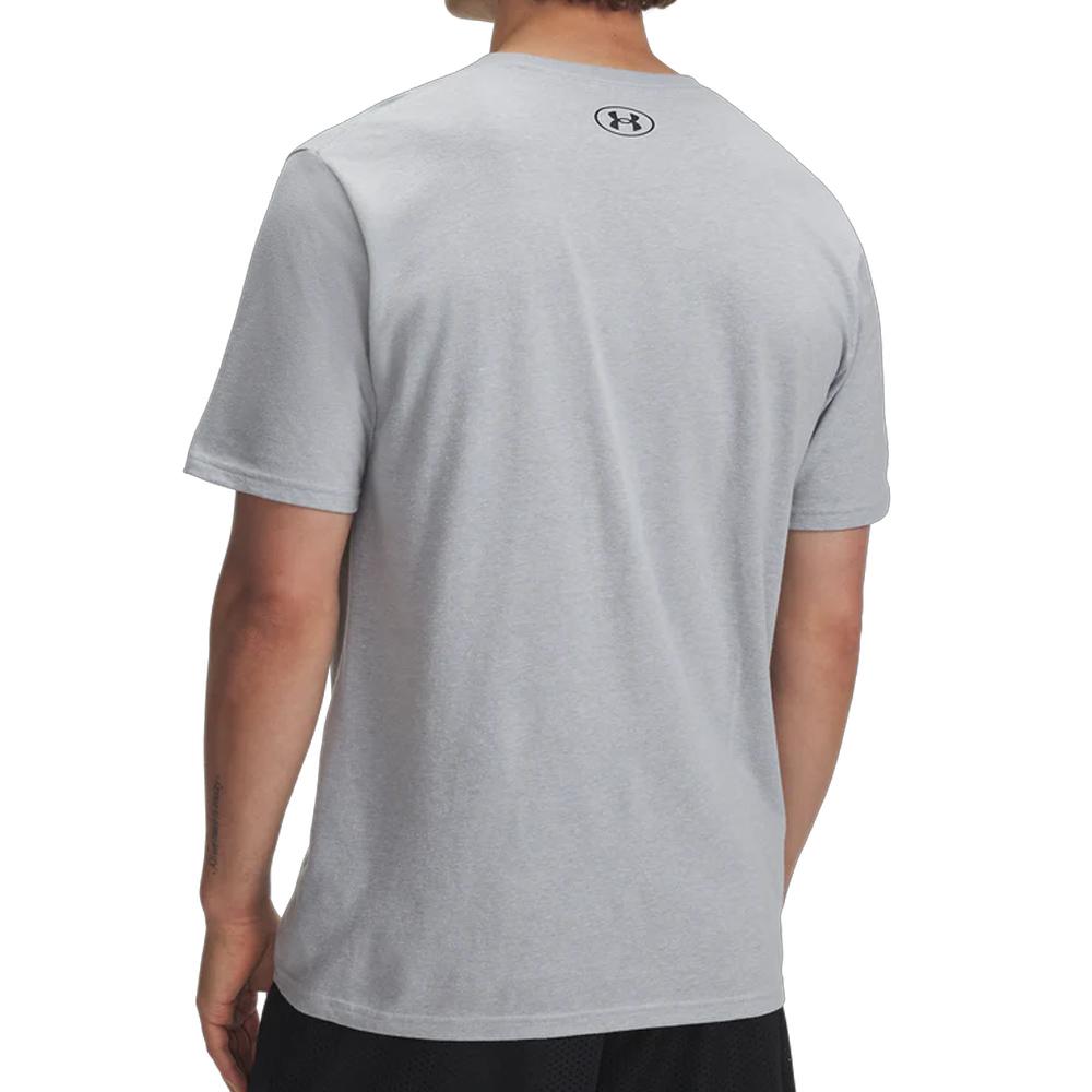 Under Armour Men’s Light Grey Camo Chest Stripe T-shirt Photo of the Espace des Marques %store% store - view of %key%