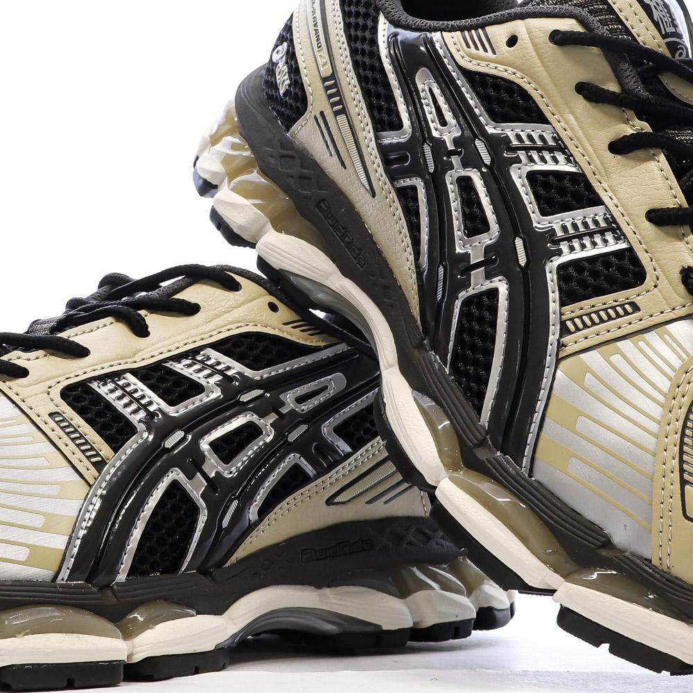 Zapatillas deportivas negras/doradas para hombre Asics Gel-Kayano 12.1 ver 7