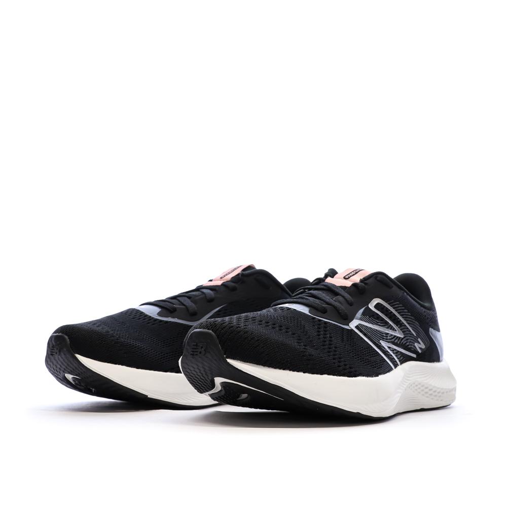 Schwarzer Runningschuh Women's New Balance Pro Run Ansicht 6