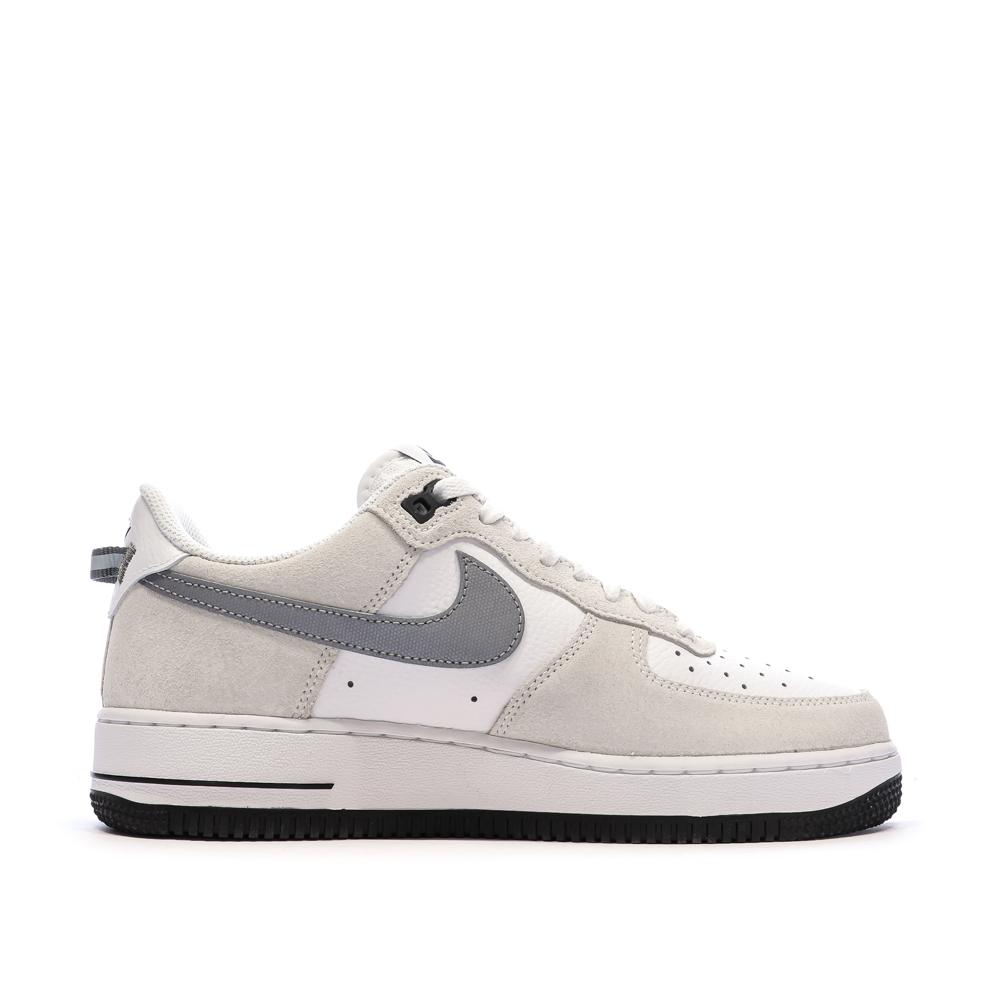Men’s White/Grey Nike Air Force 1 '07 Lv8 Trainers Photo of the Espace des Marques %store% store - view of %key%