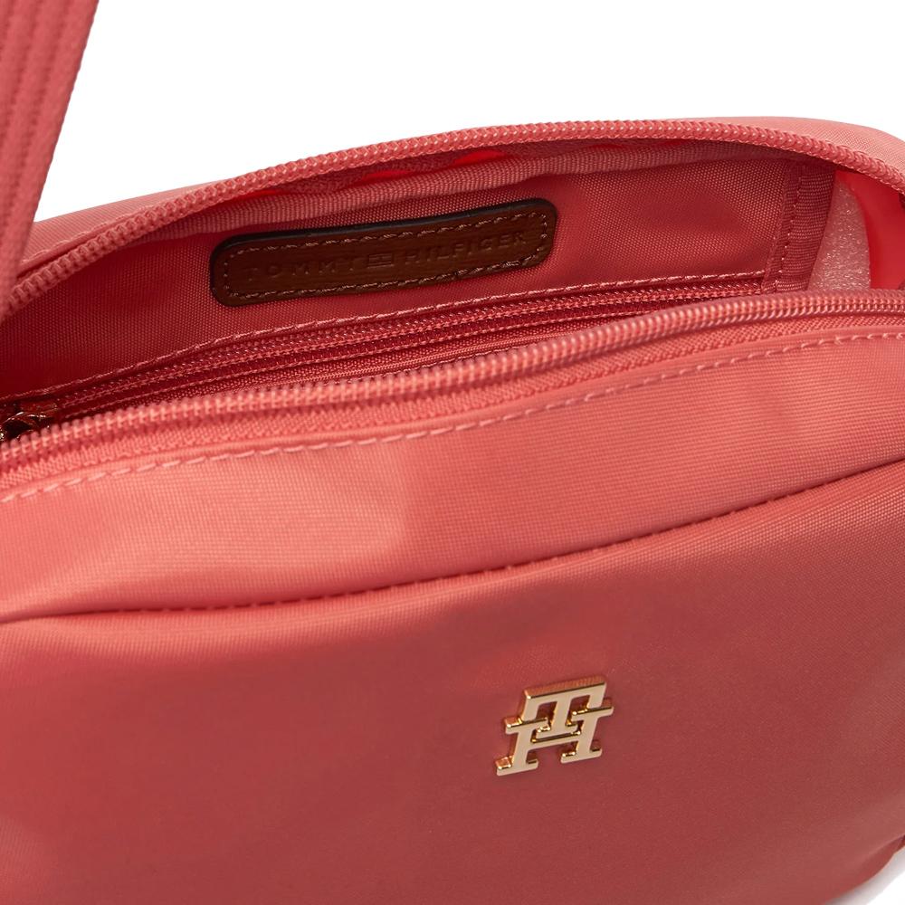 Tommy Hilfiger Popette Camera Women’s Pink Shoulder Bag Photo of the Espace des Marques %store% store - view of %key%