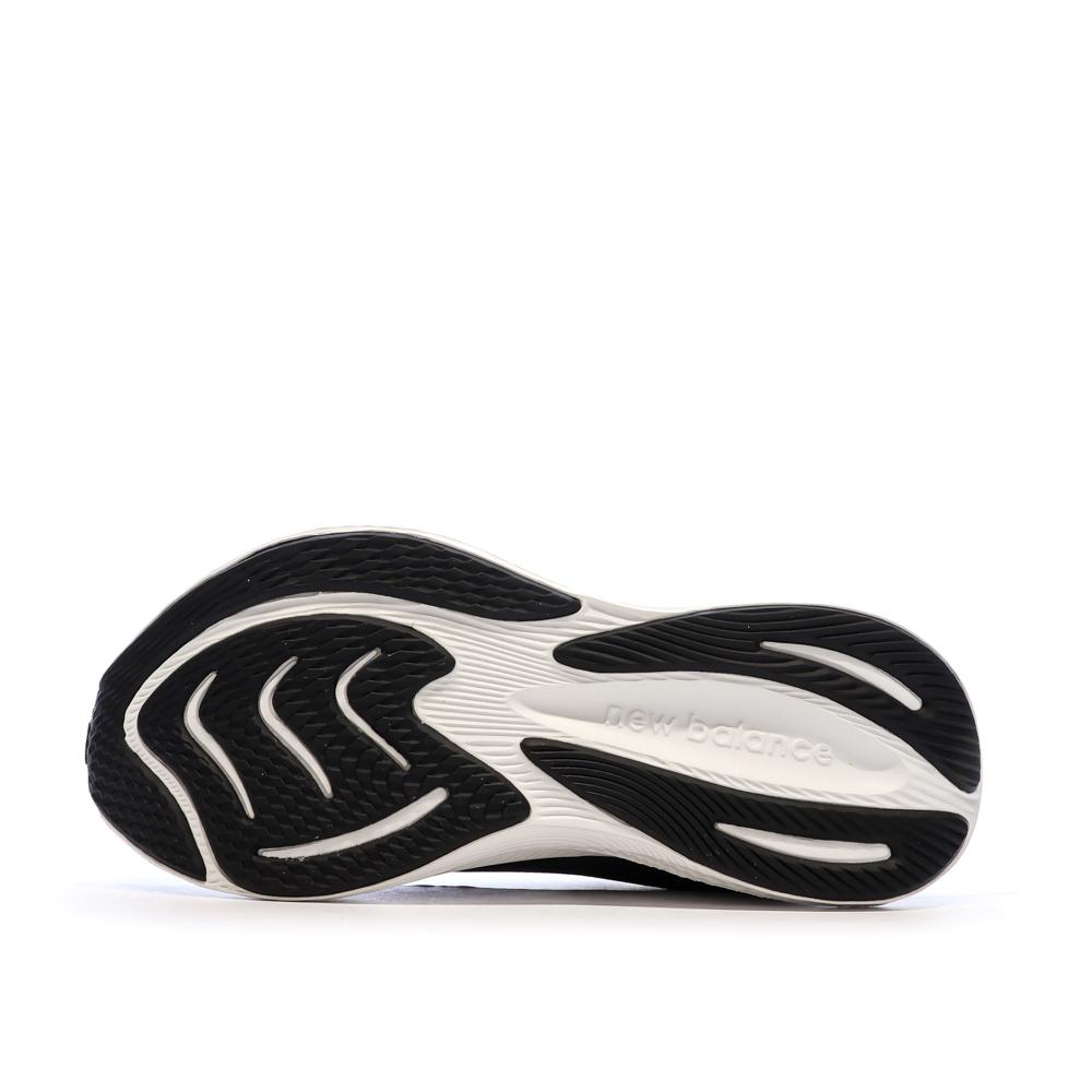 Schwarzer Runningschuh Women's New Balance Pro Run Ansicht 5