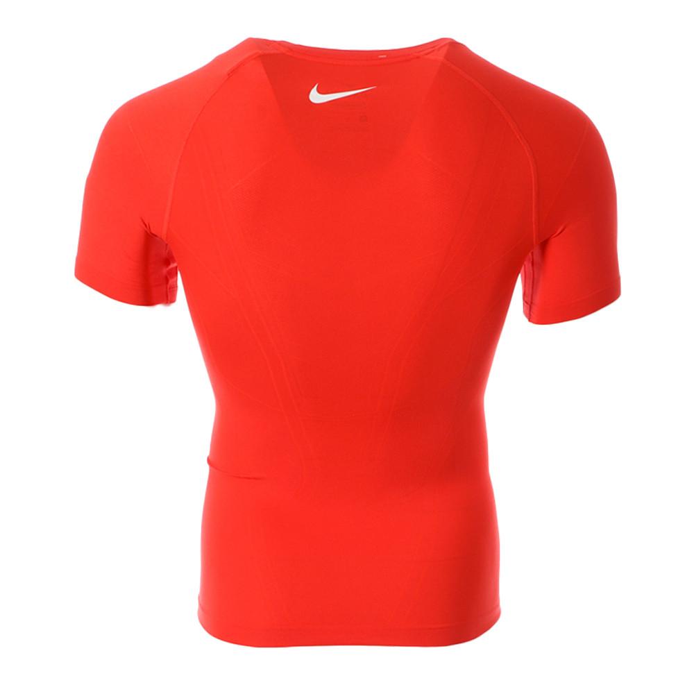 Nike Pro Men's Red T-Shirt Photo of the Espace des Marques %store% store - view of %key%