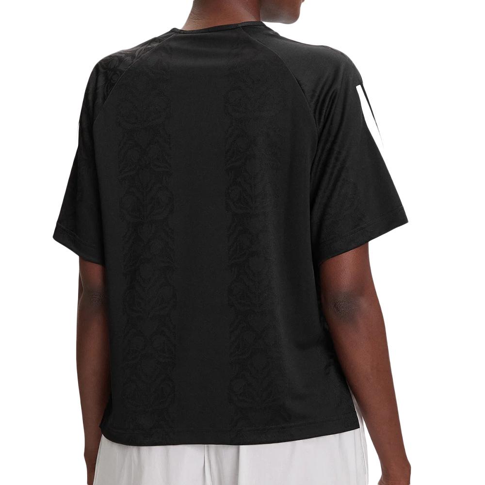 Camiseta negra de mujer Adidas Tiro Q3 ver 2