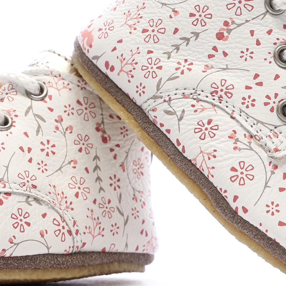 Aster Layas Girls' White Flower Slippers Photo of the Espace des Marques %store% store - view of %key%
