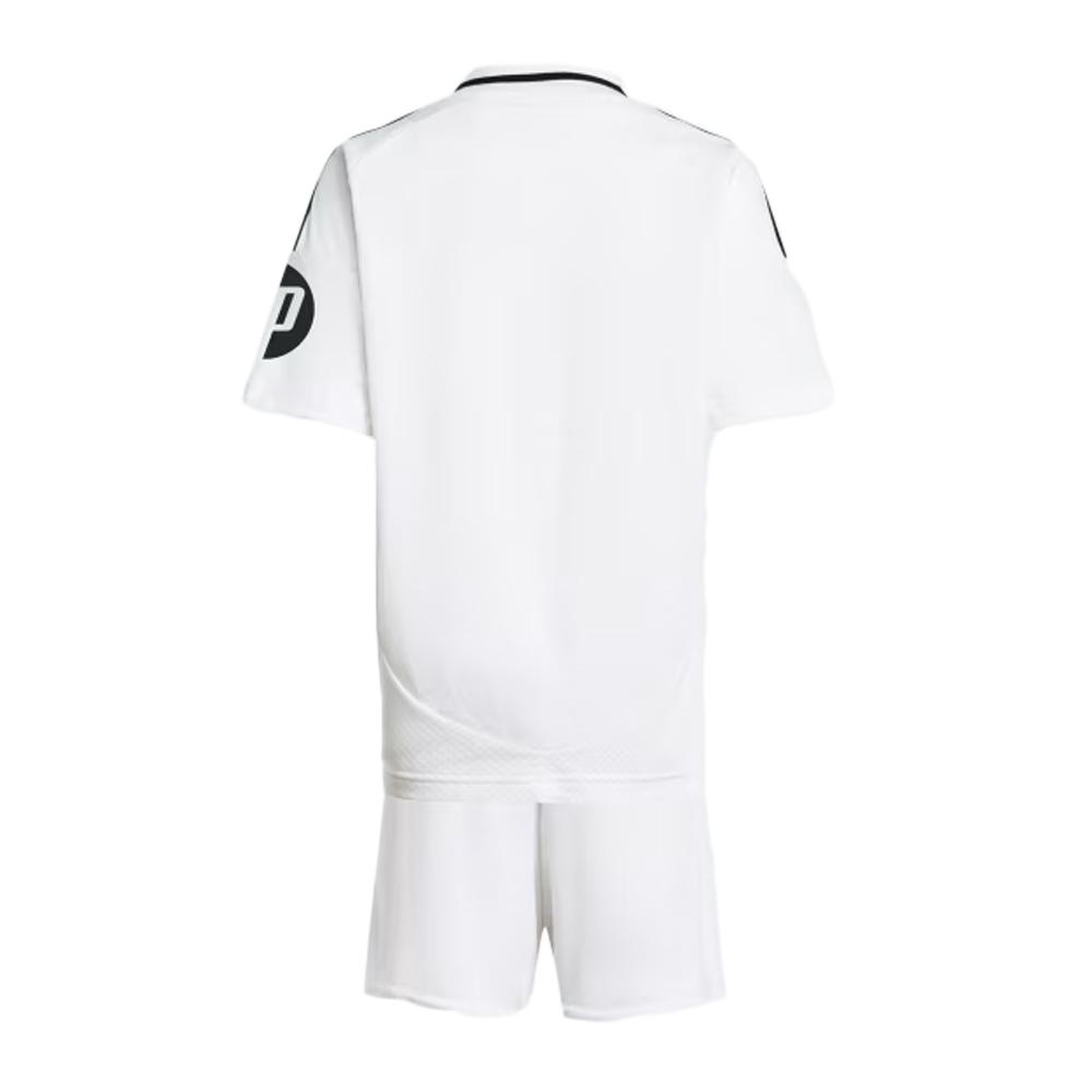Real Madrid Junior Home kit Adidas 24/25 Photo of the Espace des Marques %store% store - view of %key%