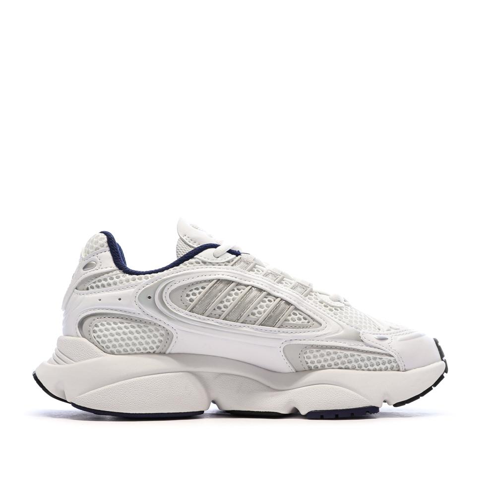 Baskets Blanches/Grises Femme Adidas Ozmillen vue 2