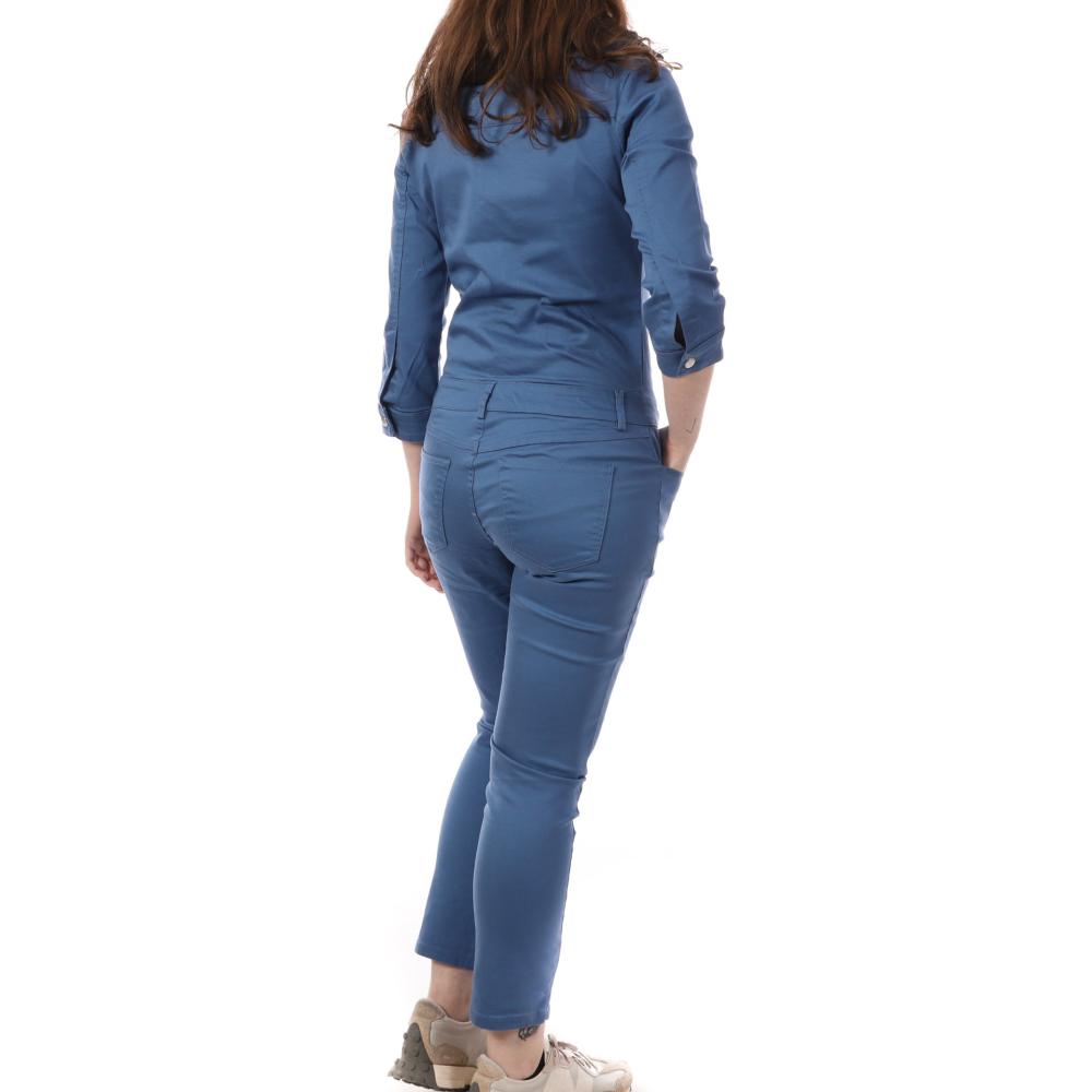 Blauer Overall Frau Vila Barkan Ansicht 2