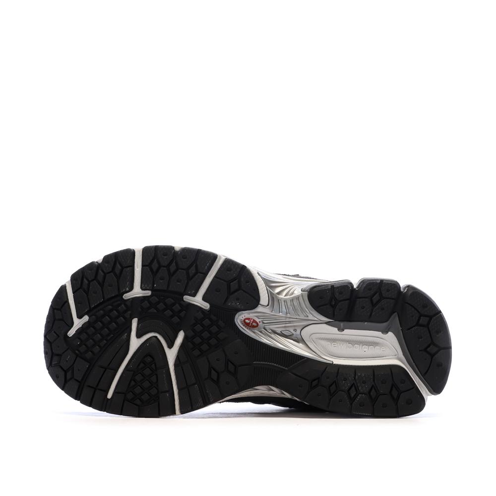 New Balance 2002R Negro Unisex ver 5