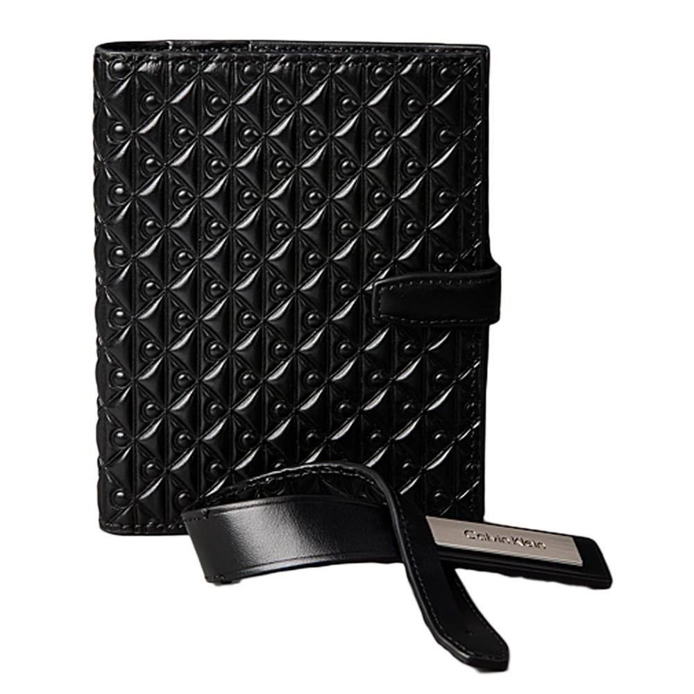 Calvin Klein Jeans Men's Black Passport Case + Luggage Tag Set Photo of the Espace des Marques %store% store - view of %key%