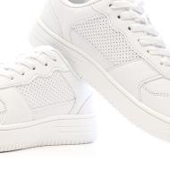 Kappa Falcon Women's White Sneakers Photo of the Espace des Marques %store% store - view of %key%