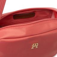 Tommy Hilfiger Popette Camera Women’s Pink Shoulder Bag Photo of the Espace des Marques %store% store - view of %key%