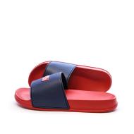 Claquettes Noir/Rouge Garçon Levi's Pool pas cher