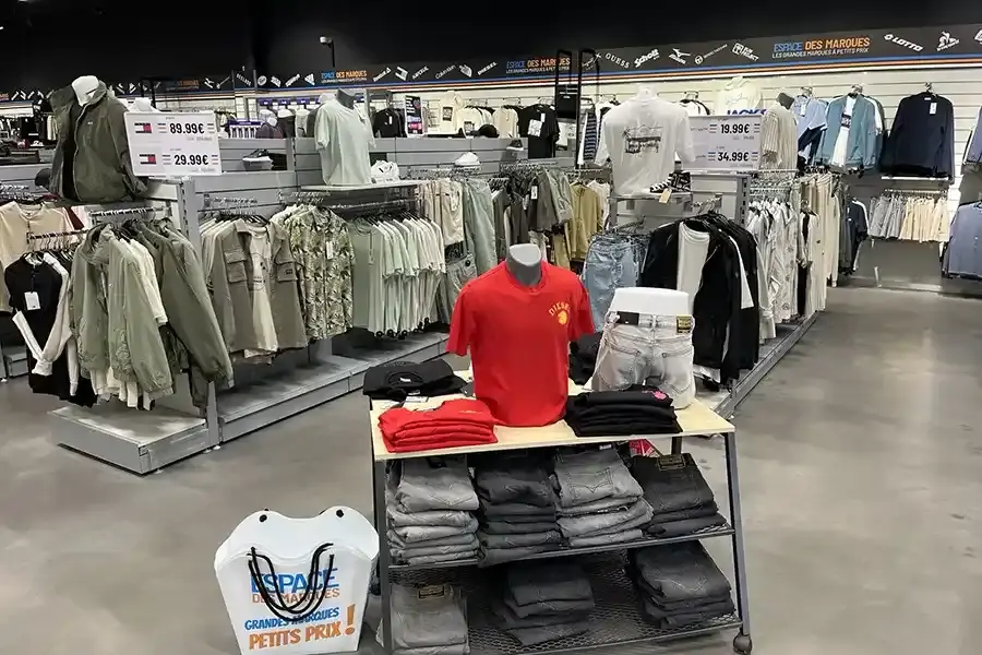 Foto de la tienda Espace des Marques Vannes - Séné - vista de 6