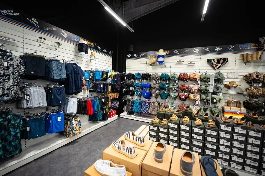Photo of the Espace des Marques Luçon store - view of 3