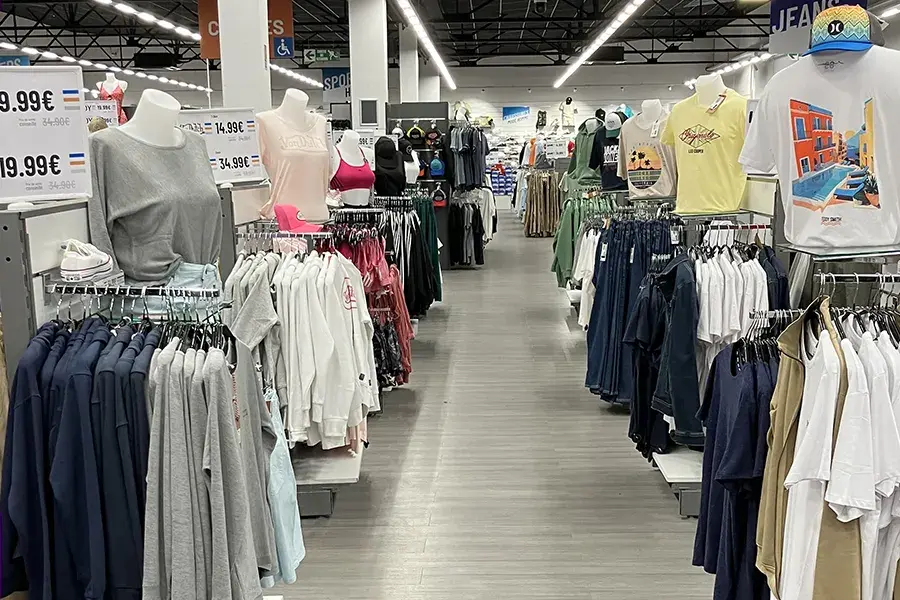Photo magasin Espace des Marques Saint-Herblain - vue 5