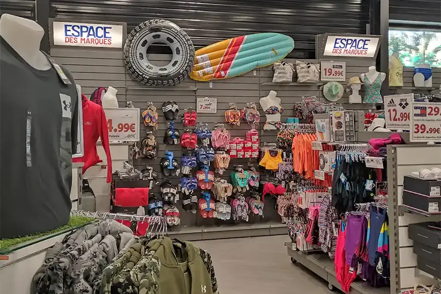 Foto von Espace des Marques in Angoulins – Ansicht 2